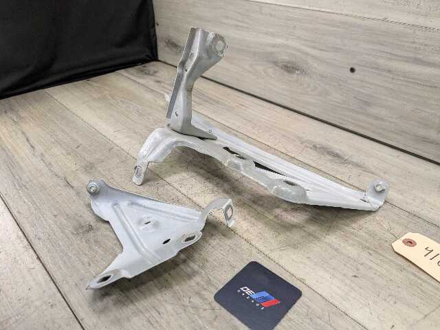 16-22 OEM BMW F48 X1 28i 28iX Front Right Passenger Fender Holder Bracket