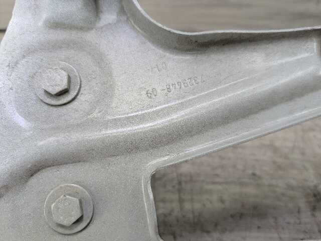 16-22 OEM BMW F48 X1 28i 28iX Front Right Passenger Fender Holder Bracket