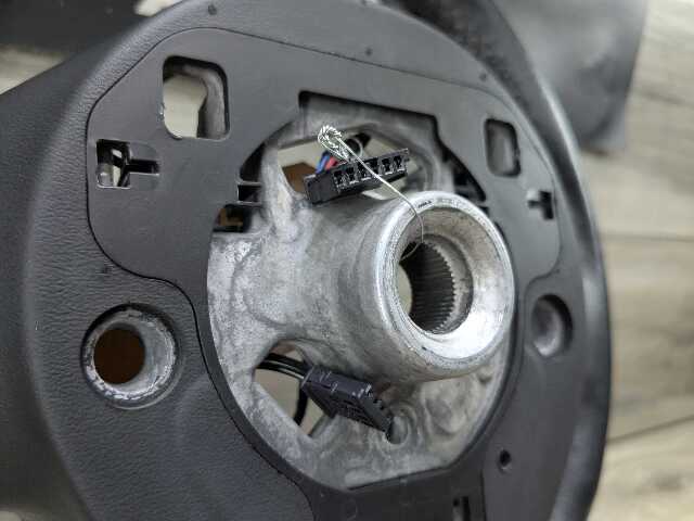16-23 OEM BMW F39 F48 X1 X2 Steering Wheel w/ Switch Buttons
