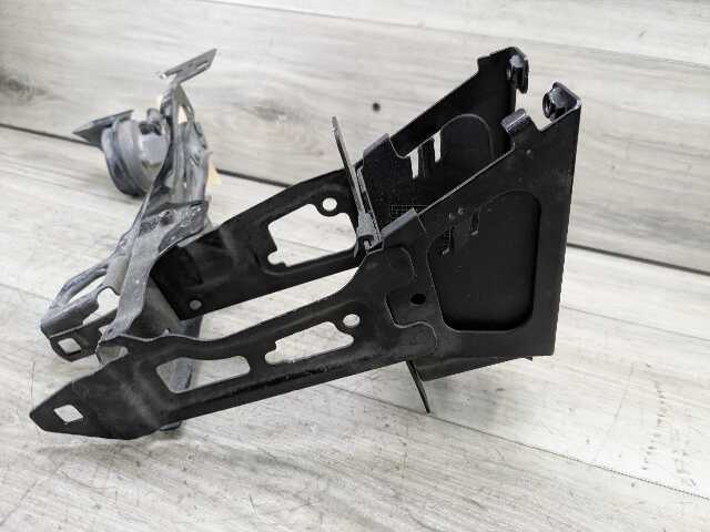 OEM BMW F22 F30 F32 F33 F36 Front Left Driver Headlight Support Mount Bracket