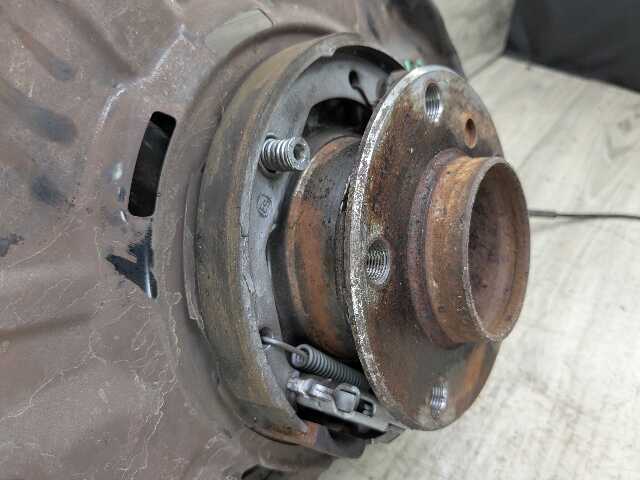 OEM BMW F32 F33 F36 428 430 435 440 REAR Left Driver Hub Spindle Bearing Knuckle