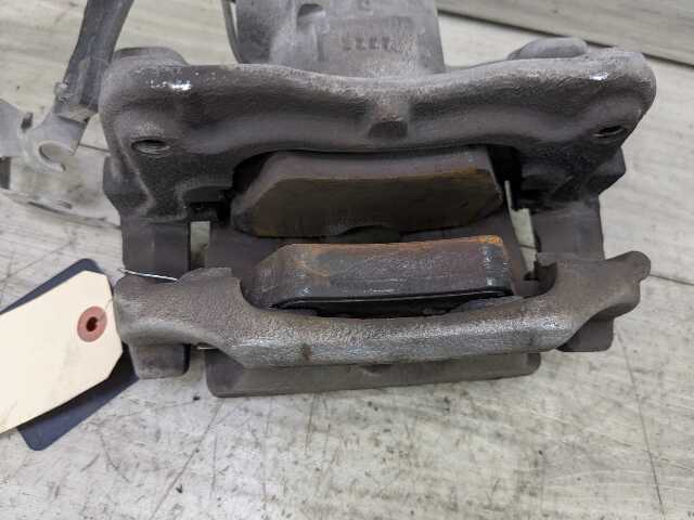 16-24 OEM BMW F39 F44 F48 X1 X2 28 228 B46 FRONT Left Driver Side Brake Caliper