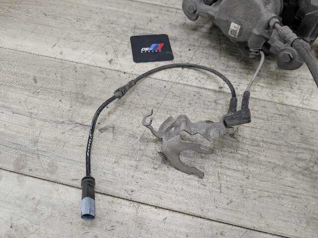 16-24 OEM BMW F39 F44 F48 X1 X2 28 228 B46 FRONT Left Driver Side Brake Caliper