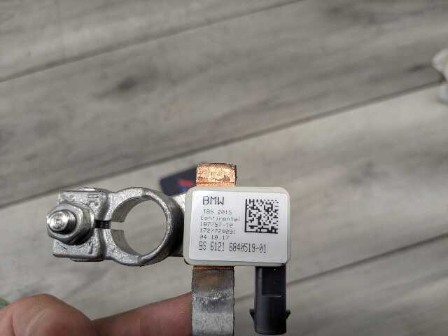 OEM BMW G01 G12 G30 530 540 M550 X3 Negative Battery Cable Terminal IBS Sensor