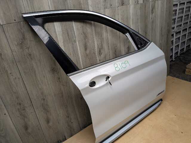 *18-24 OEM BMW F97 G01 X3 X3M Front Right Passenger Door Shell Panel White A96