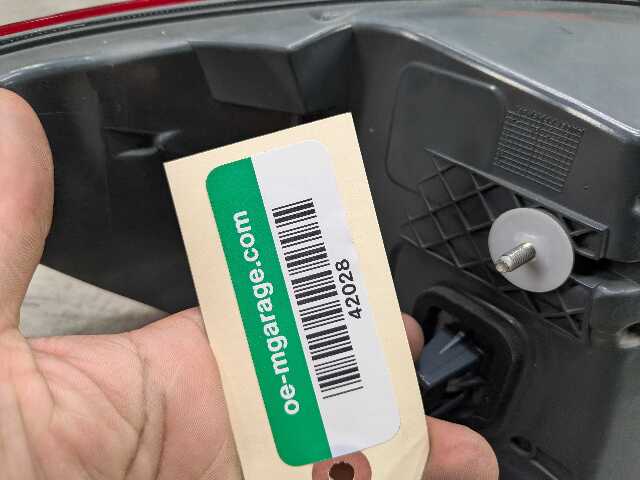 11-13 OEM BMW F10 528 535 550 M5 Rear Right Passenger Side Outer Tail Light