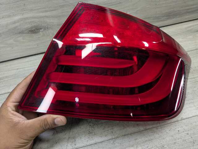 11-13 OEM BMW F10 528 535 550 M5 Rear Right Passenger Side Outer Tail Light