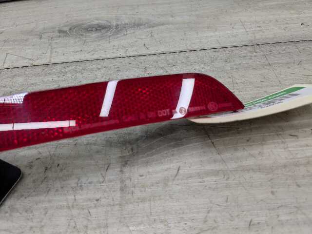 11-13 OEM BMW F10 528 535 550 Rear Bumper Left Right Side Marker Reflectors SET