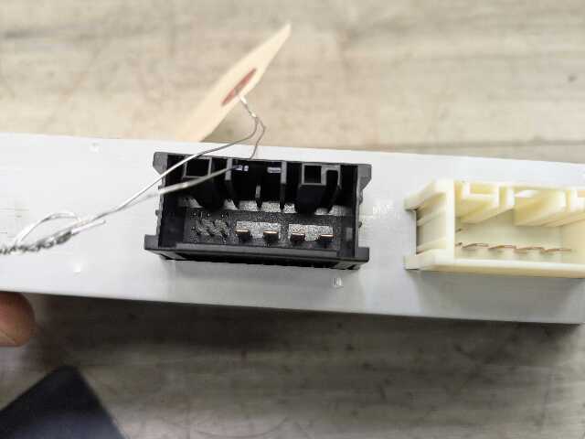 OEM BMW F02 F10 F25 X3 528 535 550 750 Trunk Lid Tailgate Lift Control Module