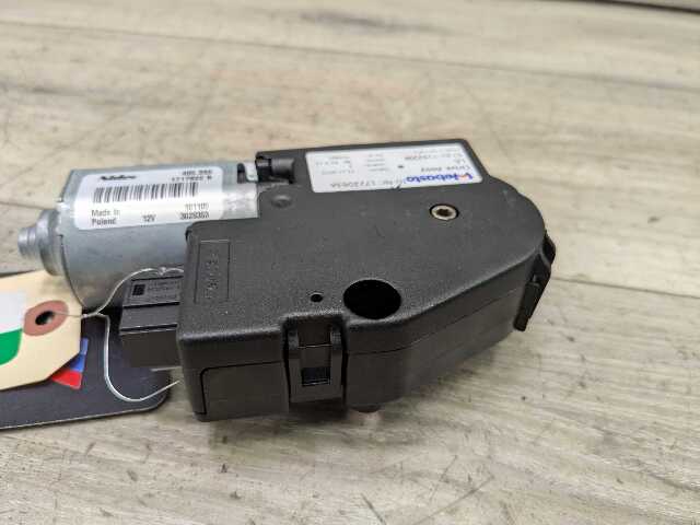 OEM BMW F02 F06 F10 F13 F16 F22 F30 F32 F36 F80 F82 Sunroof Glass Motor Drive
