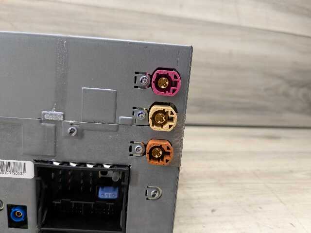 PRE-LCI OEM BMW F02 F10 528 535 550 AM FM Navigation CD Player Radio Headunit