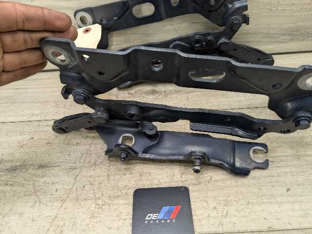 11-16 OEM BMW F10 528 535 550 M5 Front Left Right Bonnet Hood Hinges SET