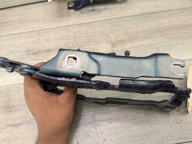 11-16 OEM BMW F10 528 535 550 M5 Front Left Right Bonnet Hood Hinges SET