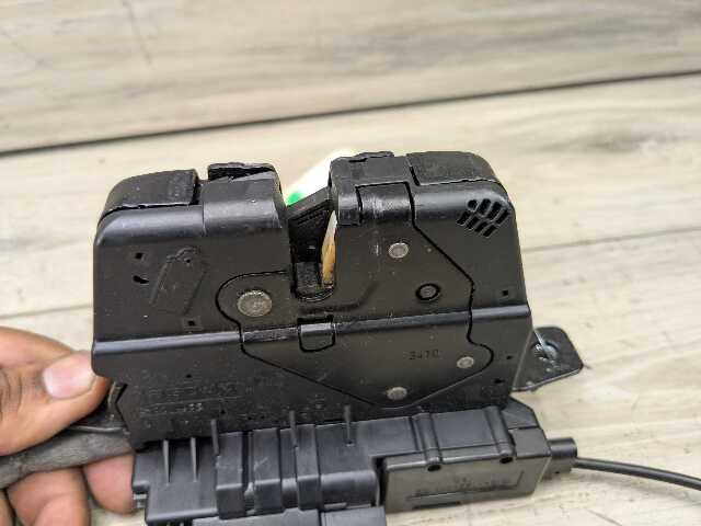 11-16 OEM BMW F10 528 535 550 M5 Trunk Lid Tailgate Hatch Lock Latch Actuator