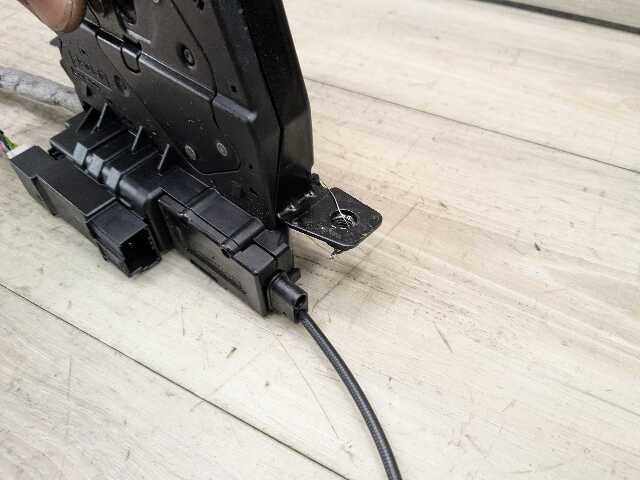 11-16 OEM BMW F10 528 535 550 M5 Trunk Lid Tailgate Hatch Lock Latch Actuator