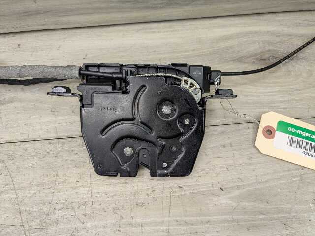 11-16 OEM BMW F10 528 535 550 M5 Trunk Lid Tailgate Hatch Lock Latch Actuator
