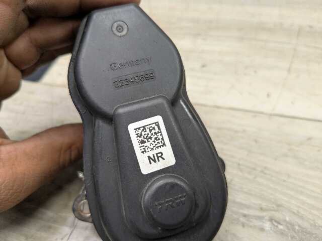 OEM BMW F06 F10 F12 F13 F25 I12 Rear Left or Right Brake Caliper Electric Motor