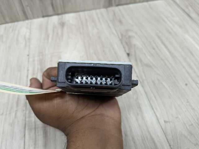 OEM BMW G01 G11 G2 G30 530 540 M550 740 750 X3 Blind Spot Radar Sensor Module