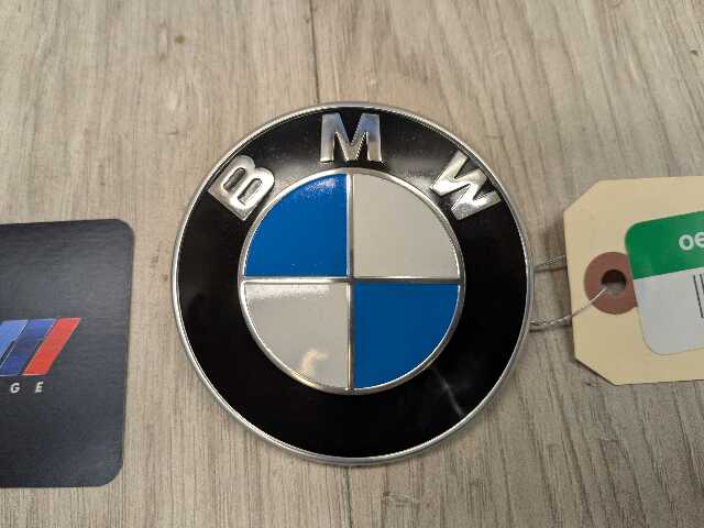 16-22 OEM BMW G11 G12 740 750 M760 Front Round Emblem For Bumper Hood 82mm