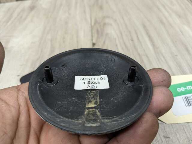 16-22 OEM BMW G11 G12 740 750 M760 Front Round Emblem For Bumper Hood 82mm