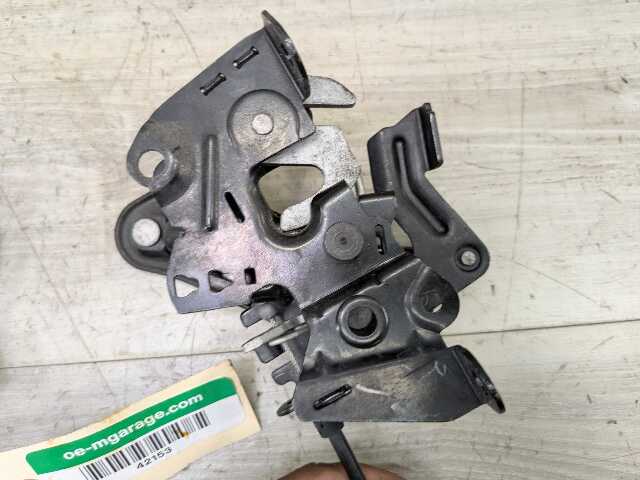 OEM BMW F02 F06 F10 F12 F13 M5 M6 Hood Left Right Hood Lock Latch w/ Cable SET