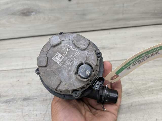 OEM BMW G01 G05 G20 G22 G26 Engine B46 B58 Auxiliary Electric Water Pump Cooling