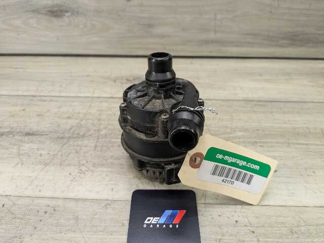 OEM BMW G01 G05 G20 G22 G26 Engine B46 B58 Auxiliary Electric Water Pump Cooling