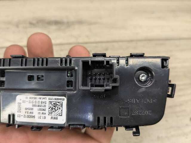 OEM BMW G20 G22 G23 G26 G80 G82 G83 Rear AC Air Climate Control Switch Module