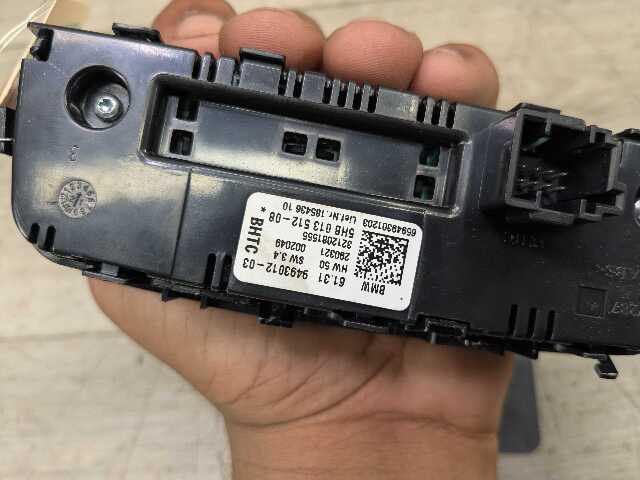 OEM BMW G20 G22 G23 G26 G80 G82 G83 Rear AC Air Climate Control Switch Module