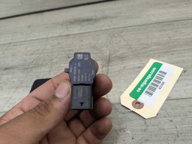 OEM BMW F44 G05 G20 G22 G23 G26 G42 G80 Parking Distance Sonic PDC Sensor Black