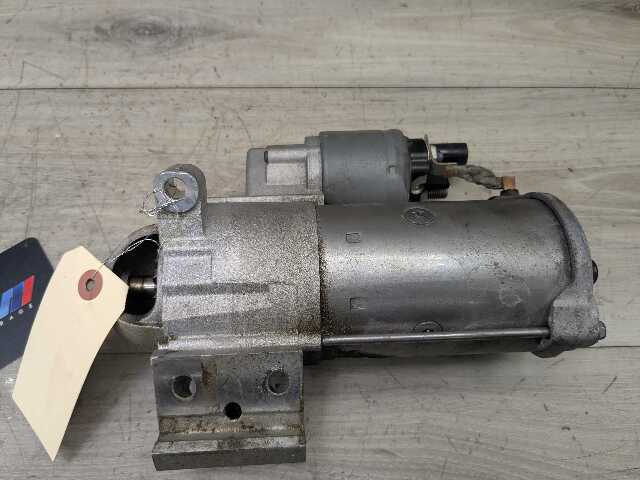 OEM BMW G01 G20 G22 G23 G26 G30 G29 330 430 Engine B46 Starter Motor DENSO