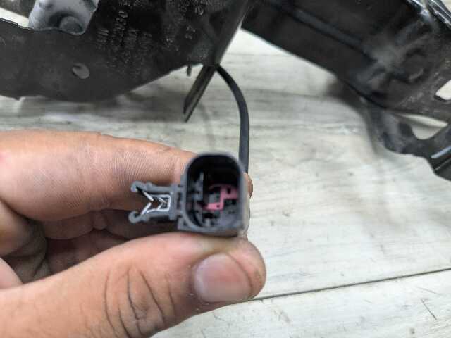 OEM BMW G20 G22 G23 G26 G42 Front Left Driver Headlight Support Mount Bracket