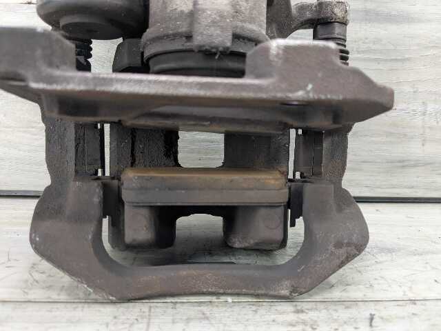 OEM BMW G20 G22 G23 G26 G42 330 M340 430 440 REAR Right Passenger Brake Caliper