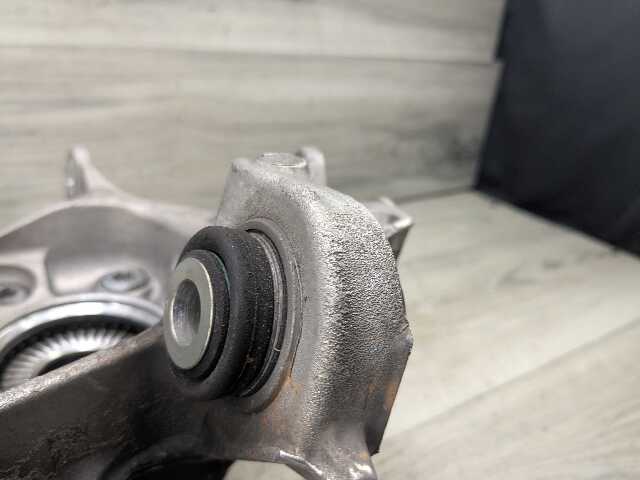 OEM BMW G20 330 M340 REAR Right Passenger Knuckle Wheel Hub Spindle Bearing