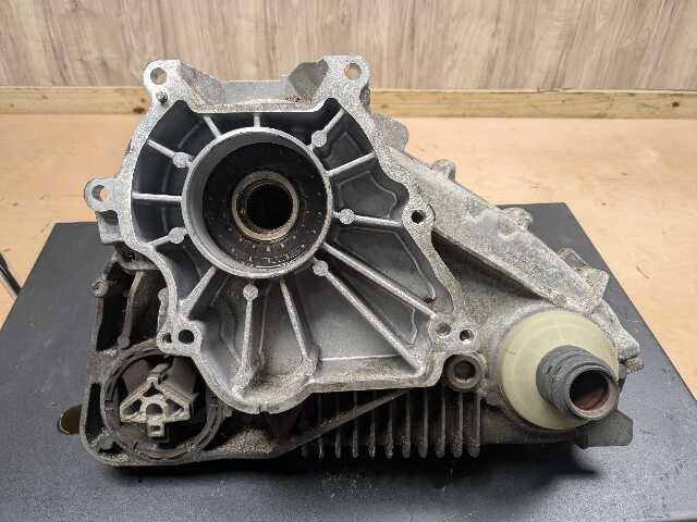 10-14 OEM BMW E70 E71 X5M X6M Transmission Transfer Case Gearbox ATC 700 152k