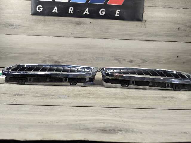 09-11 OEM BMW E90 E91 M3 Left Right Front Bumper Upper Kidney Grilles CHROME