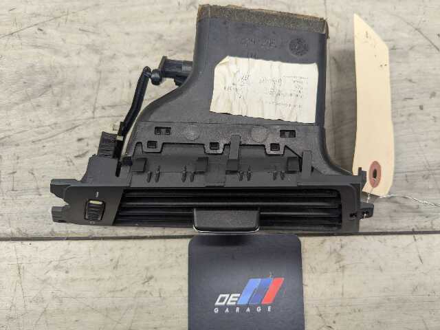 06-13 OEM BMW E90 E92 E93 335 328 M3 Left Driver Side Dashboard Air Vent