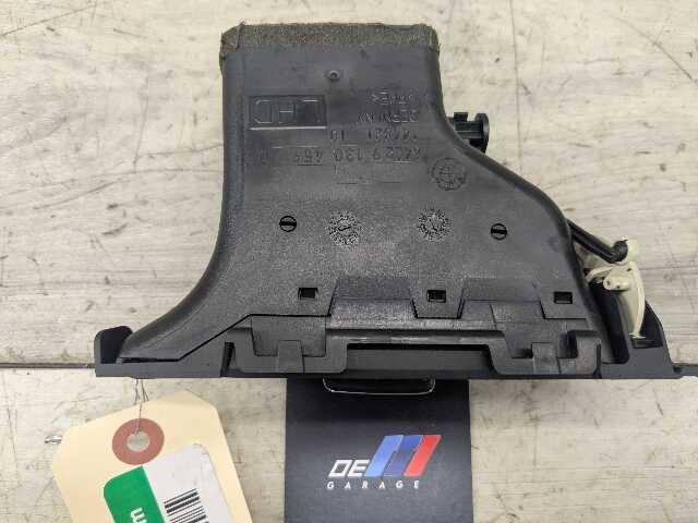 06-13 OEM BMW E90 E92 E93 335 328 M3 Left Driver Side Dashboard Air Vent