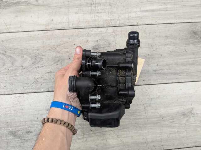 OEM BMW F22 F30 F32 F36 G01 G30 Engine B46 Motor Heat Coolant Thermostat Module