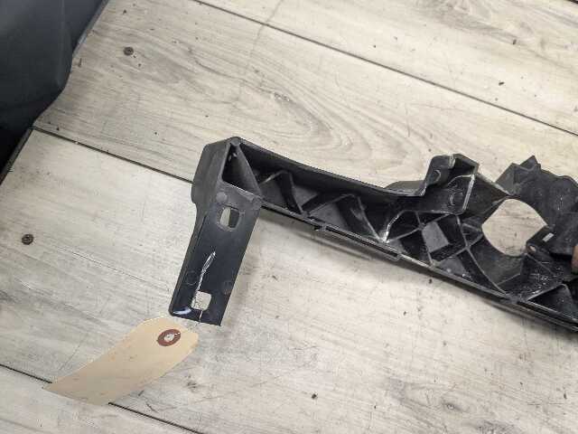 09-11 BMW E90 E91 LCI Front Left Right Headlight Arm Bracket Mount Plastic SET