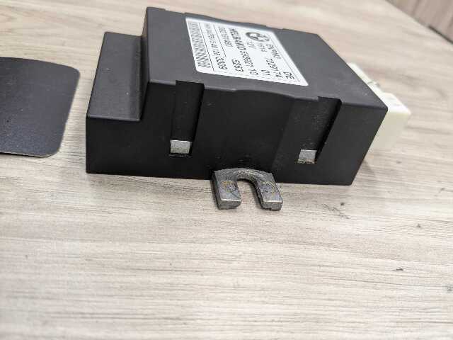 10-14 OEM BMW E70 E71 50iX X5M X6M Fuel Pump Gas Control Module Unit N63 S63