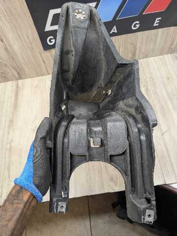 OEM BMW E70 E71 X5 X6 X5M X6M Front Right Passenger Fender Mount Support Bracket