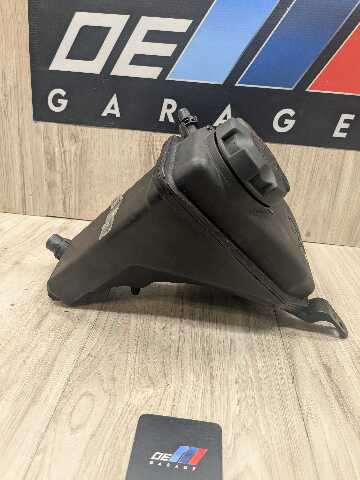 06-13 OEM BMW E90 E91 E92 E93 328 335 Radiator Coolant Bottle Reservoir Tank