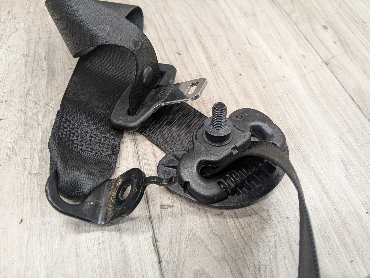 14-20 OEM BMW F22 F32 F82 M4 430 440 Front Left Driver Seatbelt Retractor Black