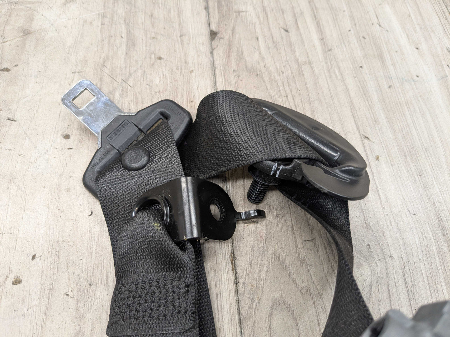 14-20 OEM BMW F22 F32 F82 M4 430 440 Front Left Driver Seatbelt Retractor Black