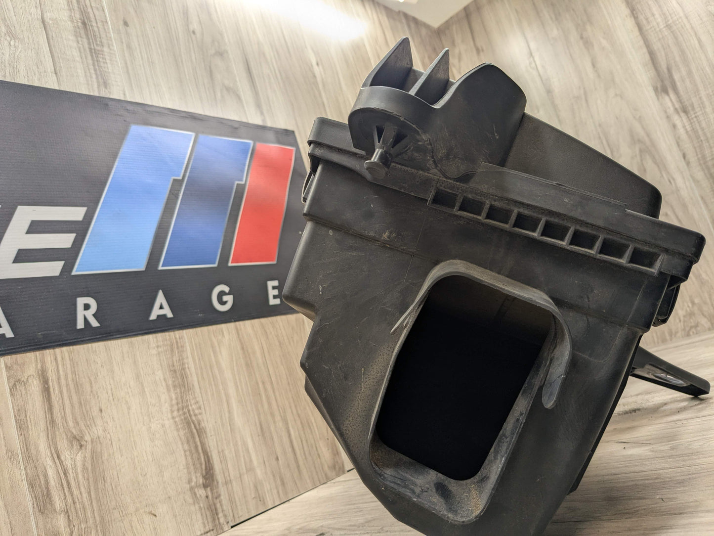 OEM BMW F22 F23 F30 F32 F33 F36 Engine N26 Air Cleaner Filter Intake Housing Box