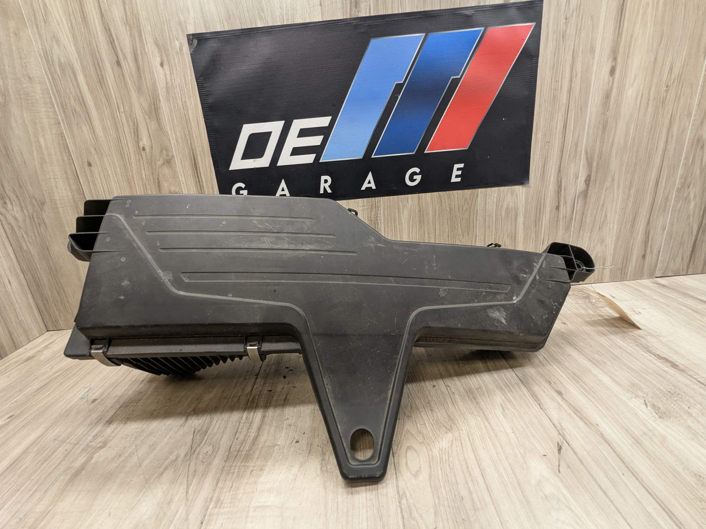 OEM BMW F22 F23 F30 F32 F33 F36 Engine N26 Air Cleaner Filter Intake Housing Box