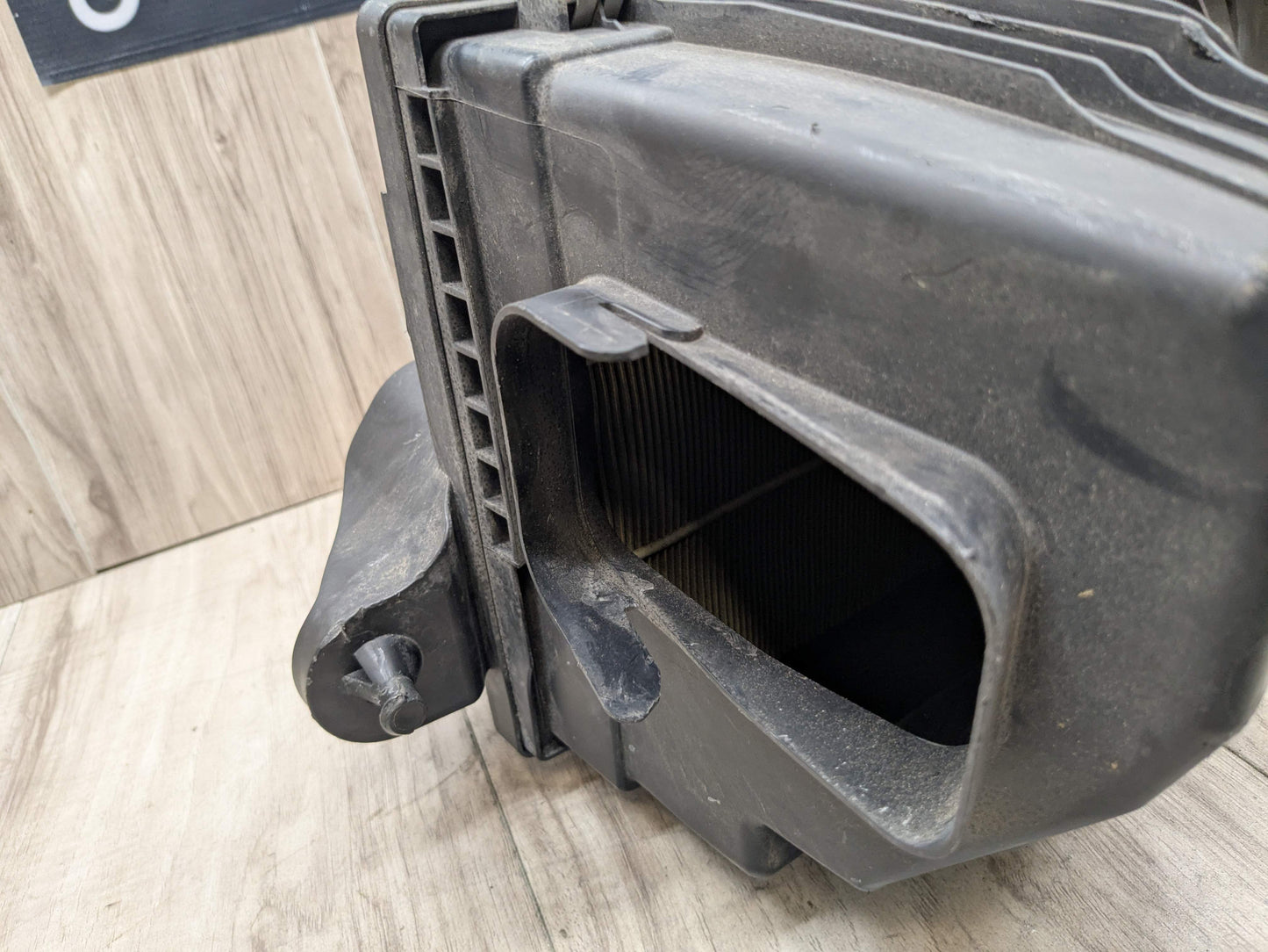 OEM BMW F22 F23 F30 F32 F33 F36 Engine N26 Air Cleaner Filter Intake Housing Box