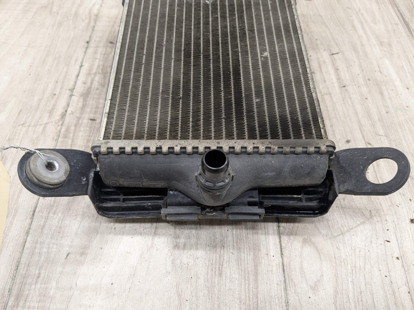 12-15 OEM BMW F22 F30 F32 F34 F36 Engine Oil Cooler Radiator Passenger Right