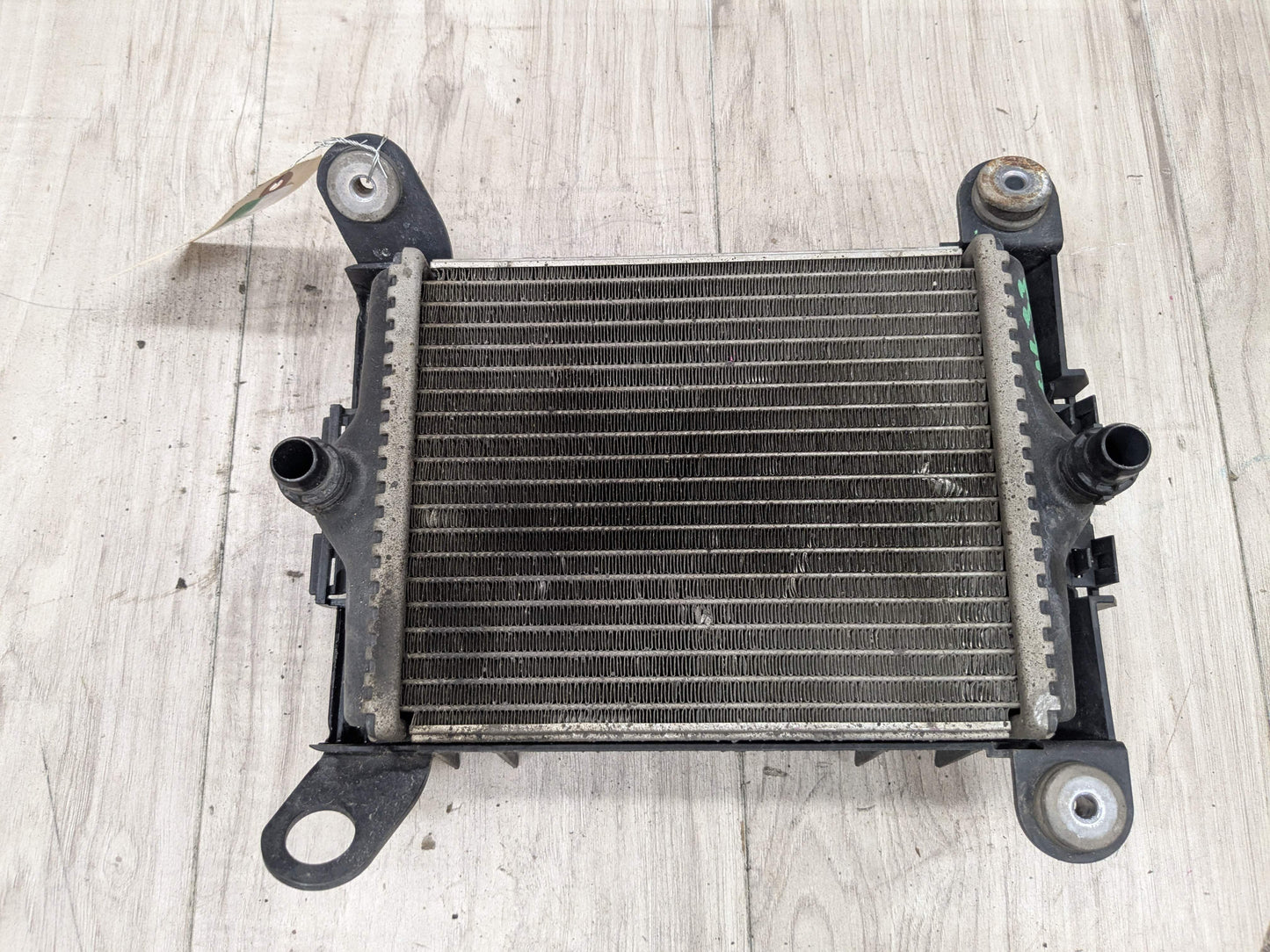 12-15 OEM BMW F22 F30 F32 F34 F36 Engine Oil Cooler Radiator Passenger Right